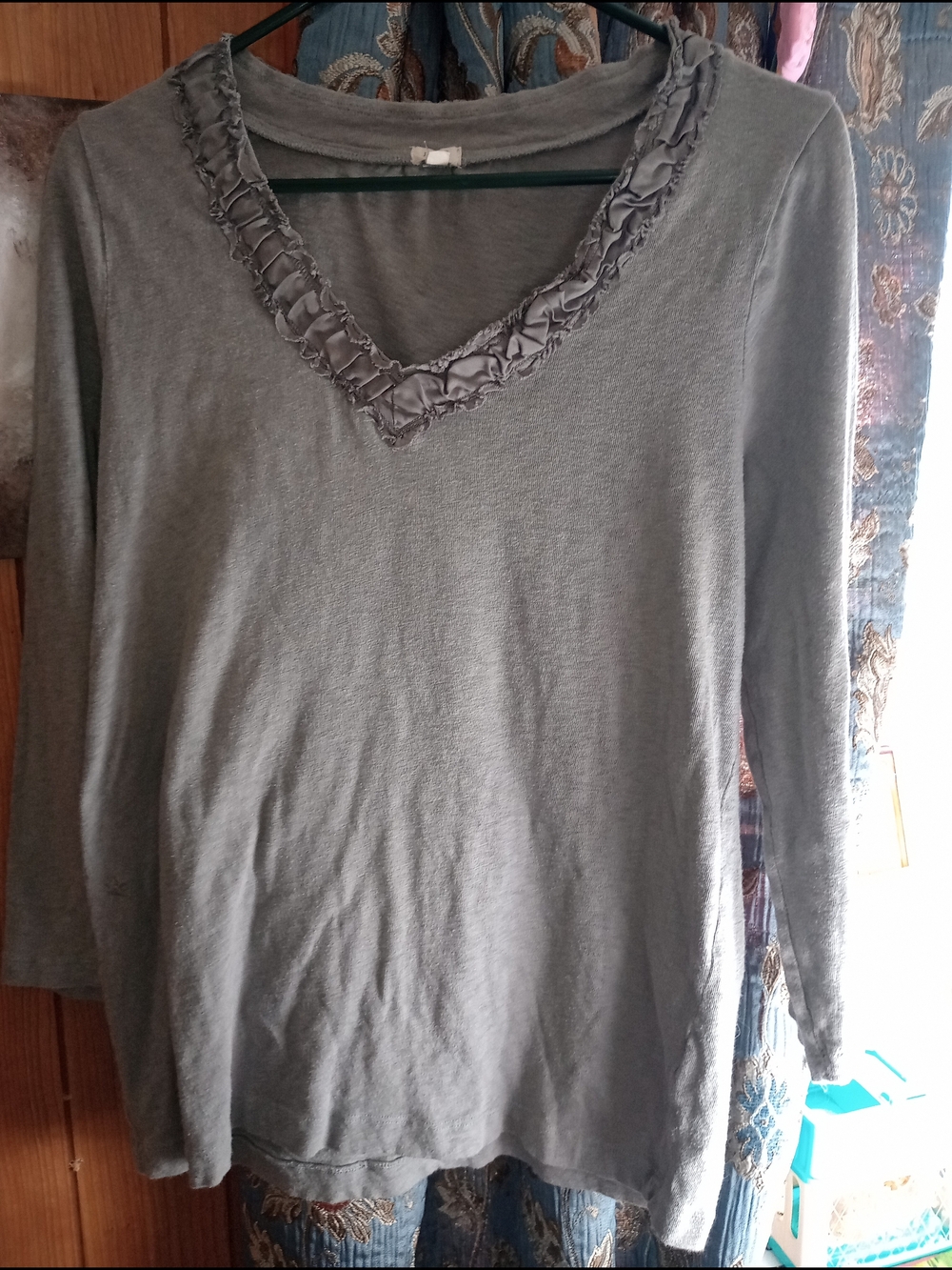 J. Crew Women's Gray V-Neck Long Sleeve Top with Ruffle Trim